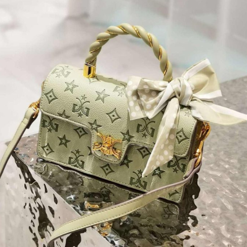 Bridgerton Sleek Solid Handbag