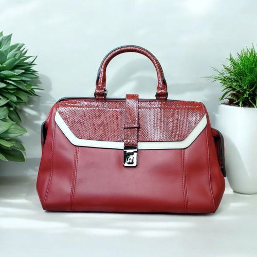 Premium Travel Shoulder Bag